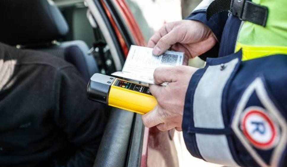 Dodatkowe dwie wolne godziny dla policjantów. I to pełnopłatne