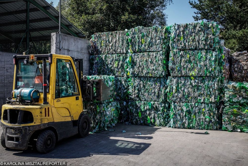 Butelki z kaucją. Kolejna odsłona wojny UE z plastikiem