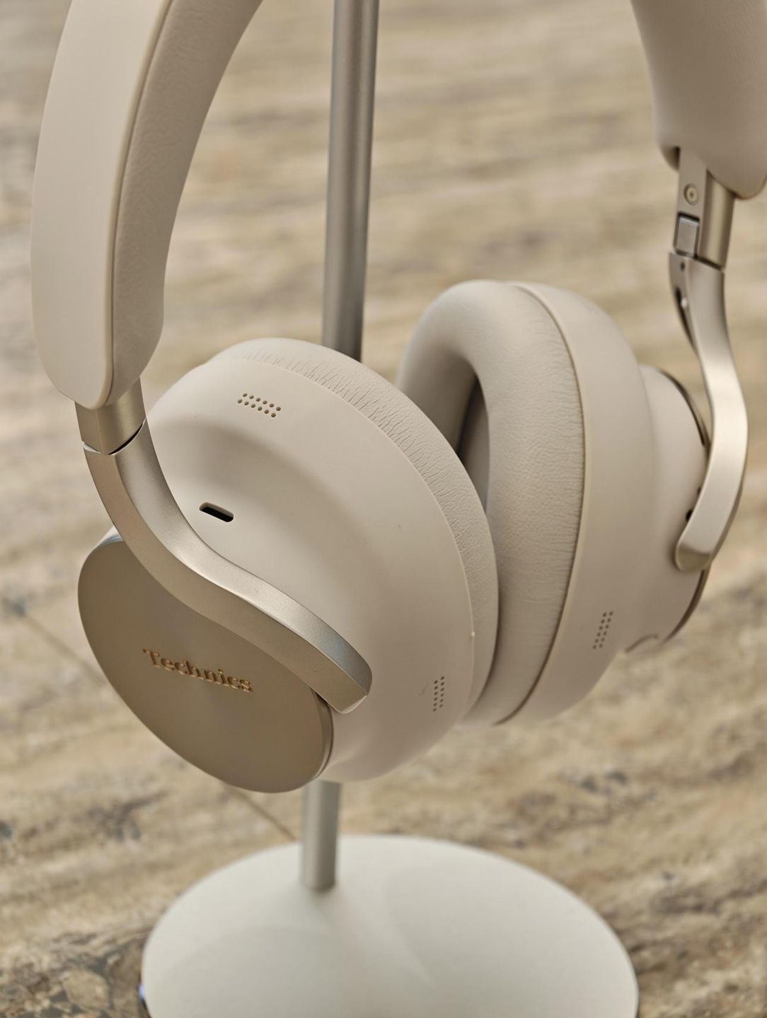Technics EAH-A1000