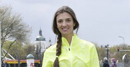 Kamila Szczawińska kontra gigantyczna opona