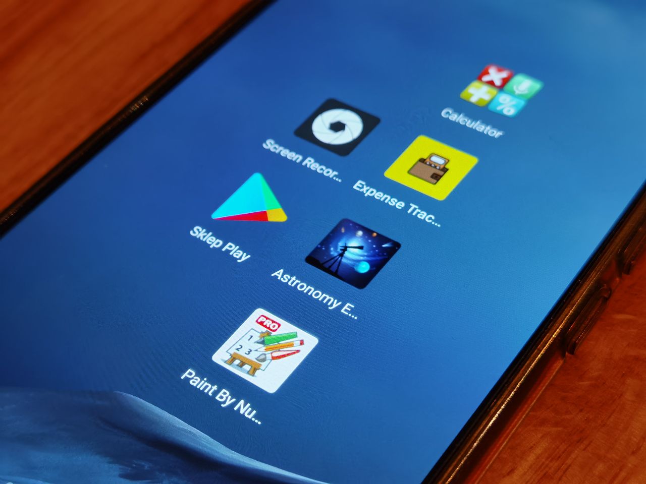 Sklep Play Google: promocje i darmowe aplikacje. Niektóre kończą się już jutro