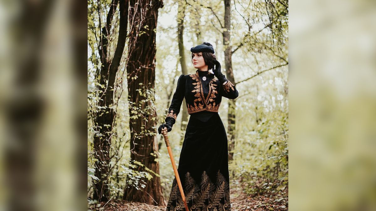 Codziennie ubiera się, jakby żyła w XIX wieku. Na zdjęciach wygląda cudownie 1