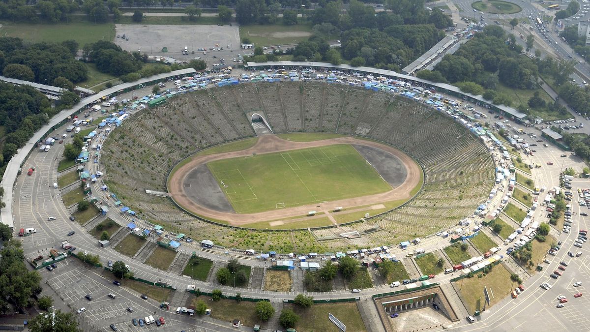 Stadion Dziesięciolecia został otwarty 70 lat temu