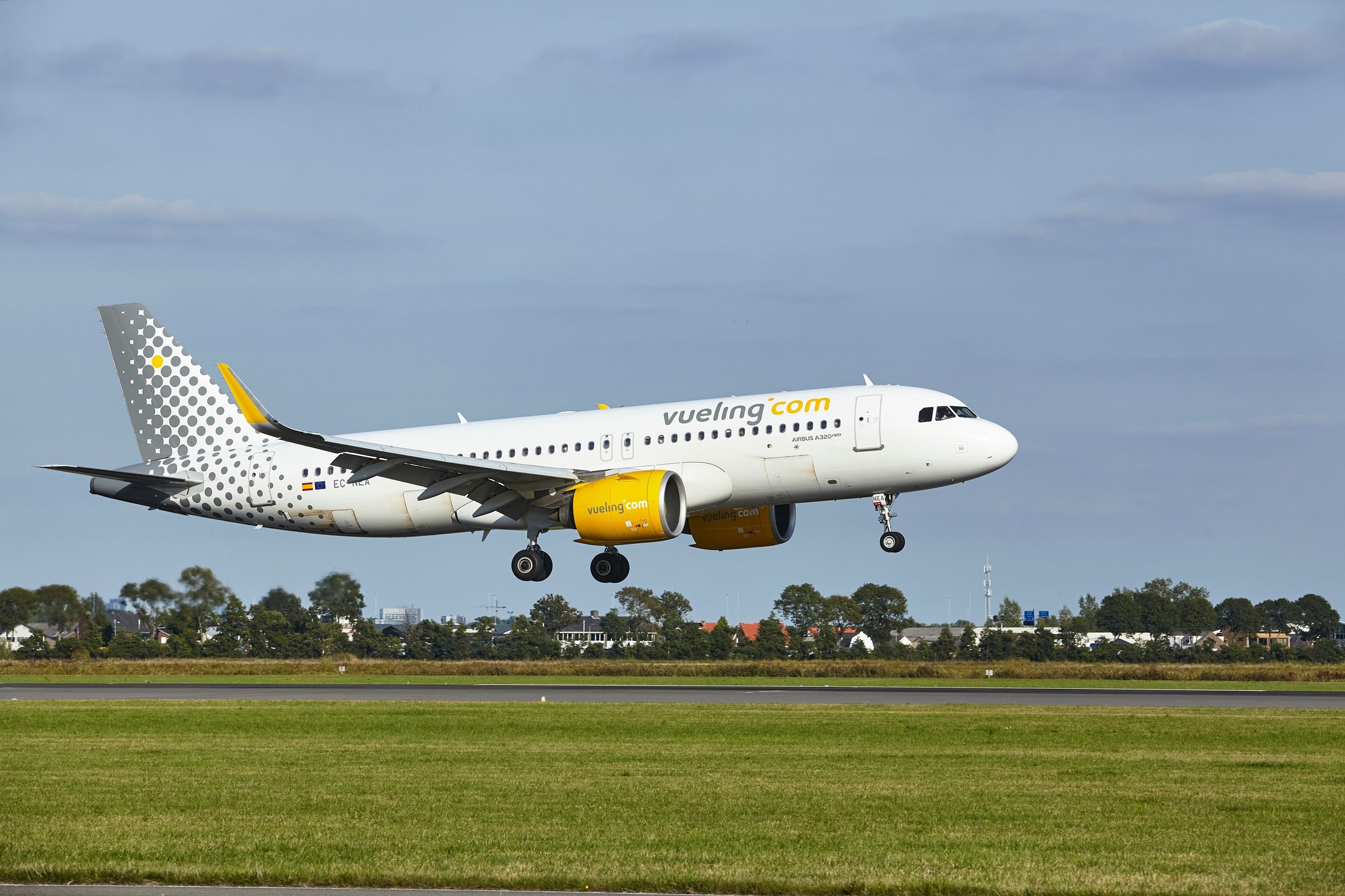 Vueling to tania linia lotnicza z Hiszpanii