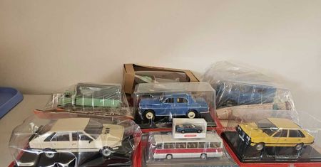 Policjanci odzyskali blisko 100 kolekcjonerskich modeli samochodów i pociągów.