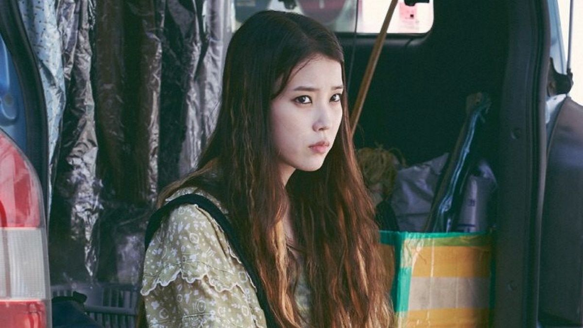 So-young (w tej roli Ji-eun Lee) porzuca swoje dziecko 