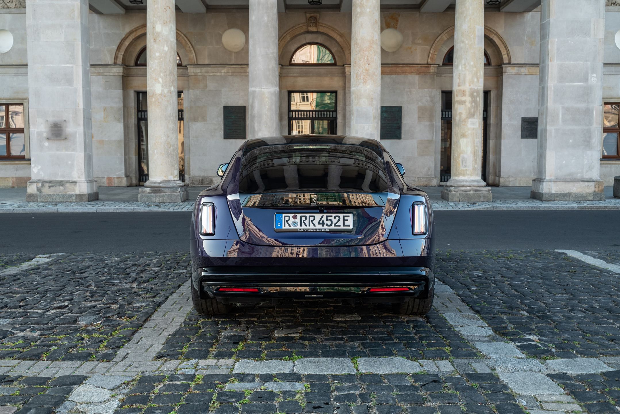 Rolls-Royce Spectre Black Badge