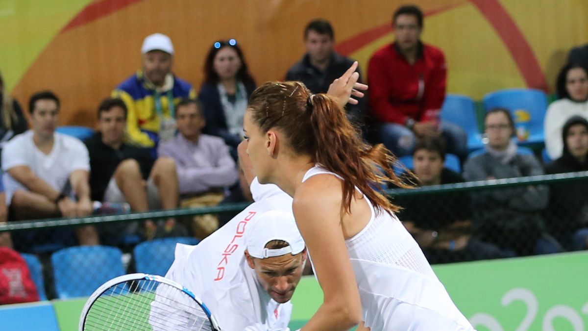 WP SportoweFakty / Łukasz Trzeszczkowski / Agnieszka Radwańska i Łukasz Kubot w przegranym meczu I rundy miksta