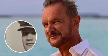 Za mundurem panny sznurem? Cezary Pazura pokazał stare zdjęcie i się zaczęło