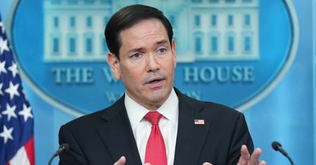 "Obywatelstwo nie na sprzedaż". USA masowo cofają wizy