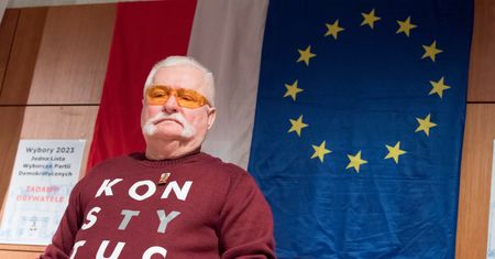 Jeszcze niedawno był bankrutem. Lech Wałęsa znów zarabia fortunę