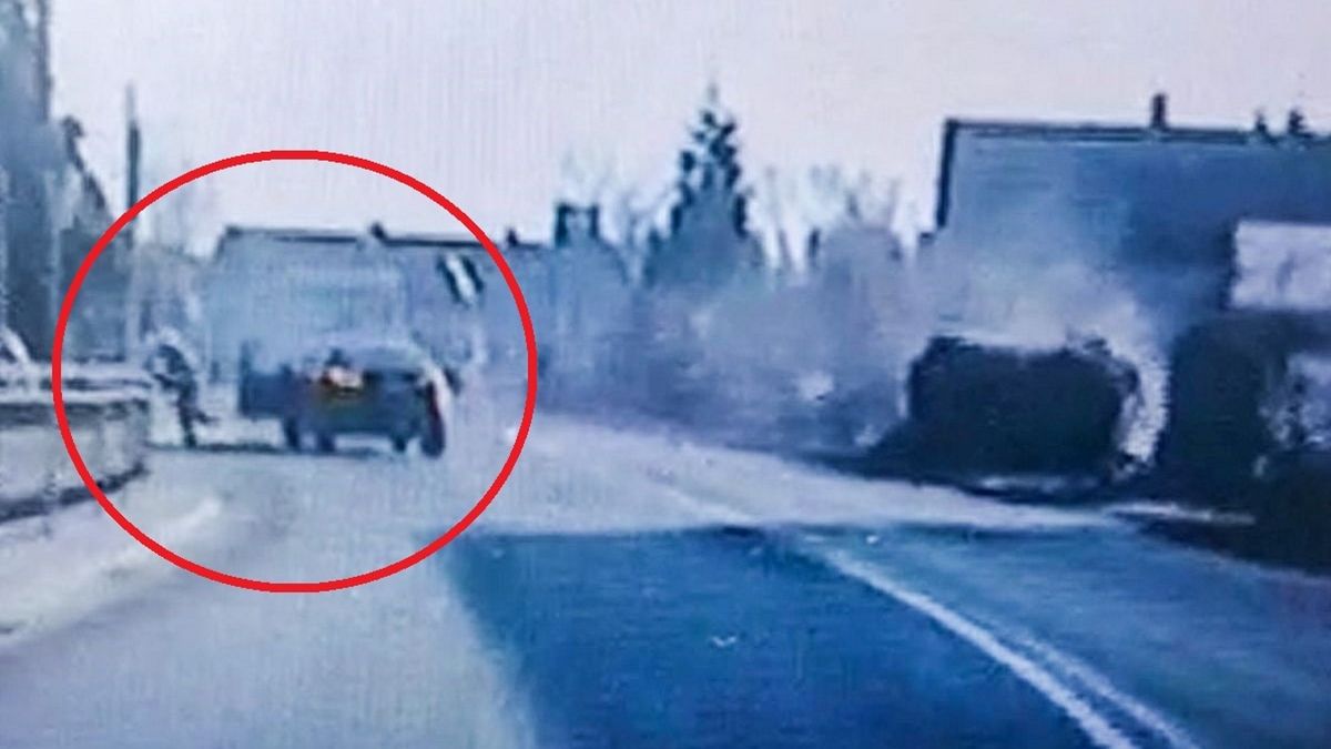 Pościg zakończył się wypadkiem. 