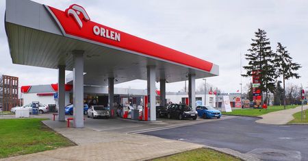 PKN Orlen wyda miliard złotych na nową inwestycję. I będzie potrzebował słomy od rolników