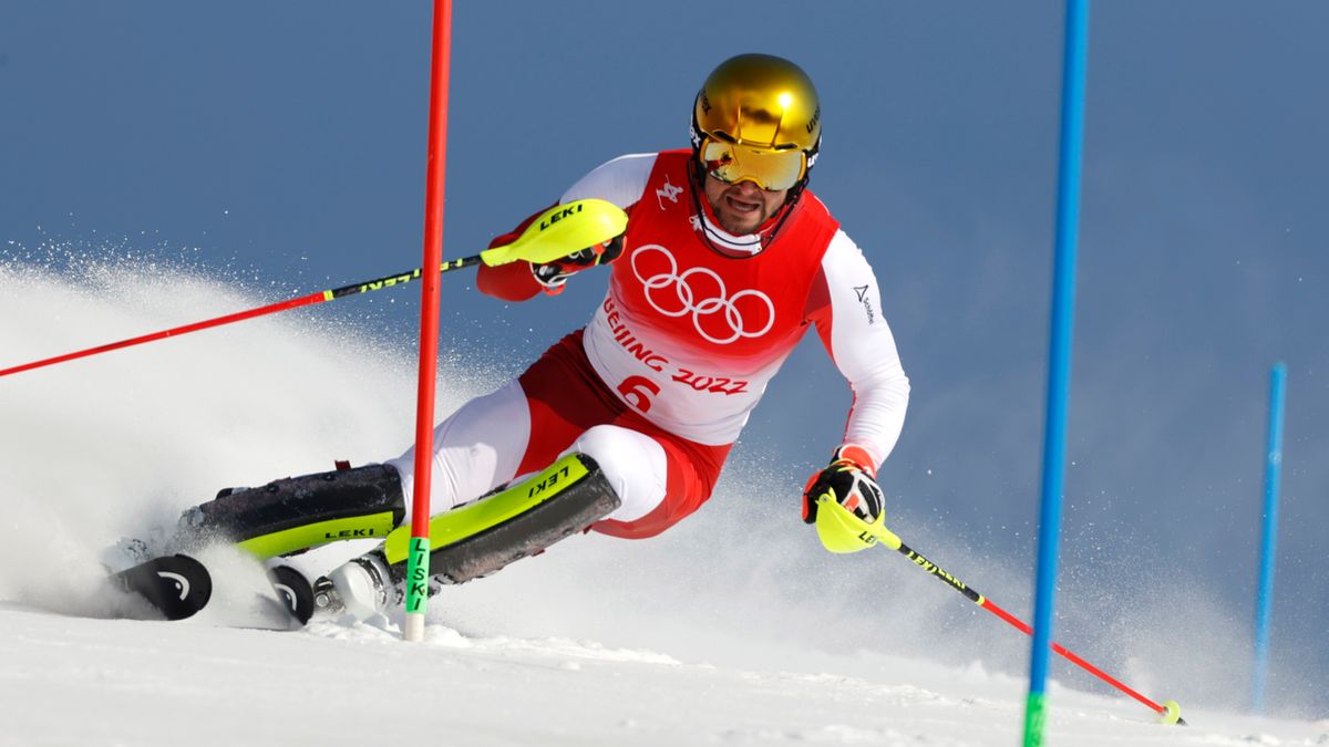 PAP/EPA / JEAN-CHRISTOPHE BOTT / Na zdjęciu: Johannes Strolz