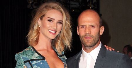 Rosie Huntington-Whiteley JEST W CIĄŻY. 34-letnia modelka pochwaliła się dużym  brzuszkiem (FOTO)