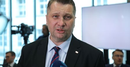 "Rzuca się w oczy". Jest komentarz Czarnka