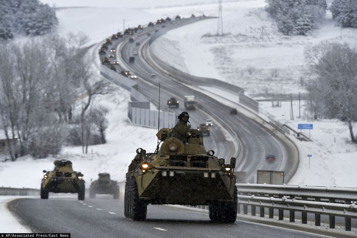Rosjanie gromadzą oddziały przy granicy z Ukrainą