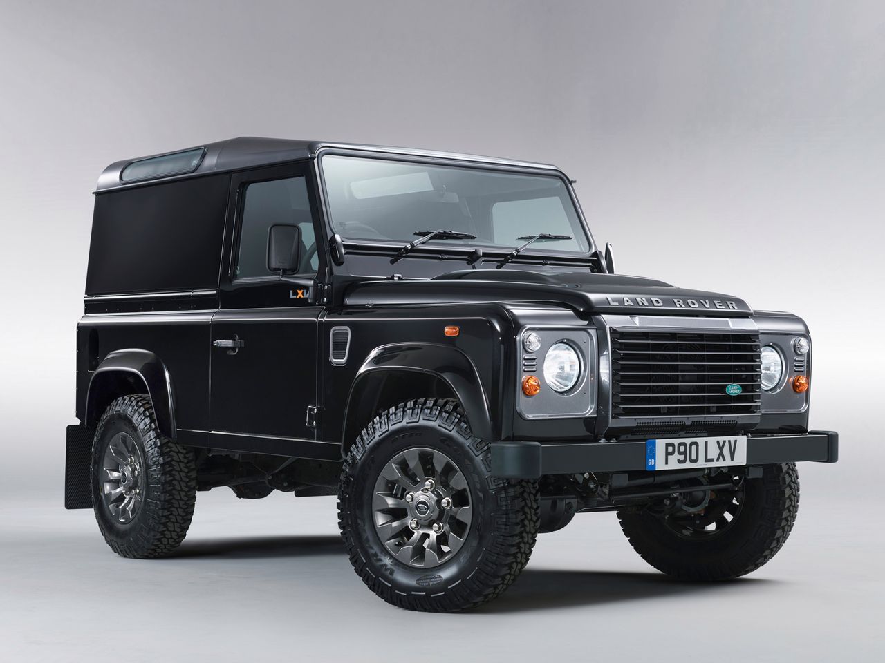 Land Rover Defender 90 LXV (2013)