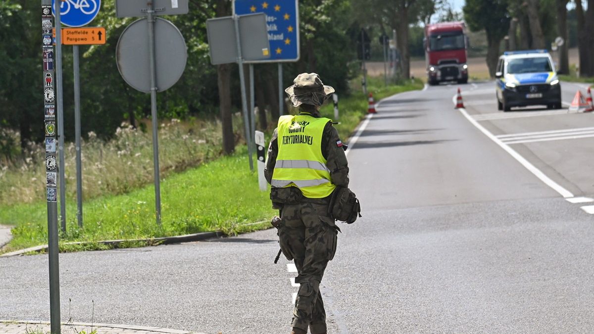 Polacy wyjeżdżają z Niemiec.