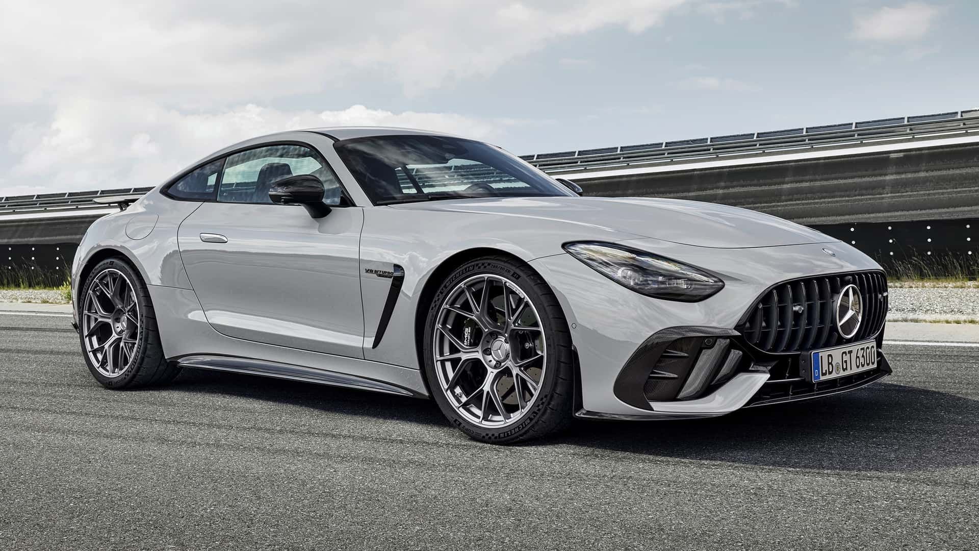 Mercedes-AMG GT63 Pro
