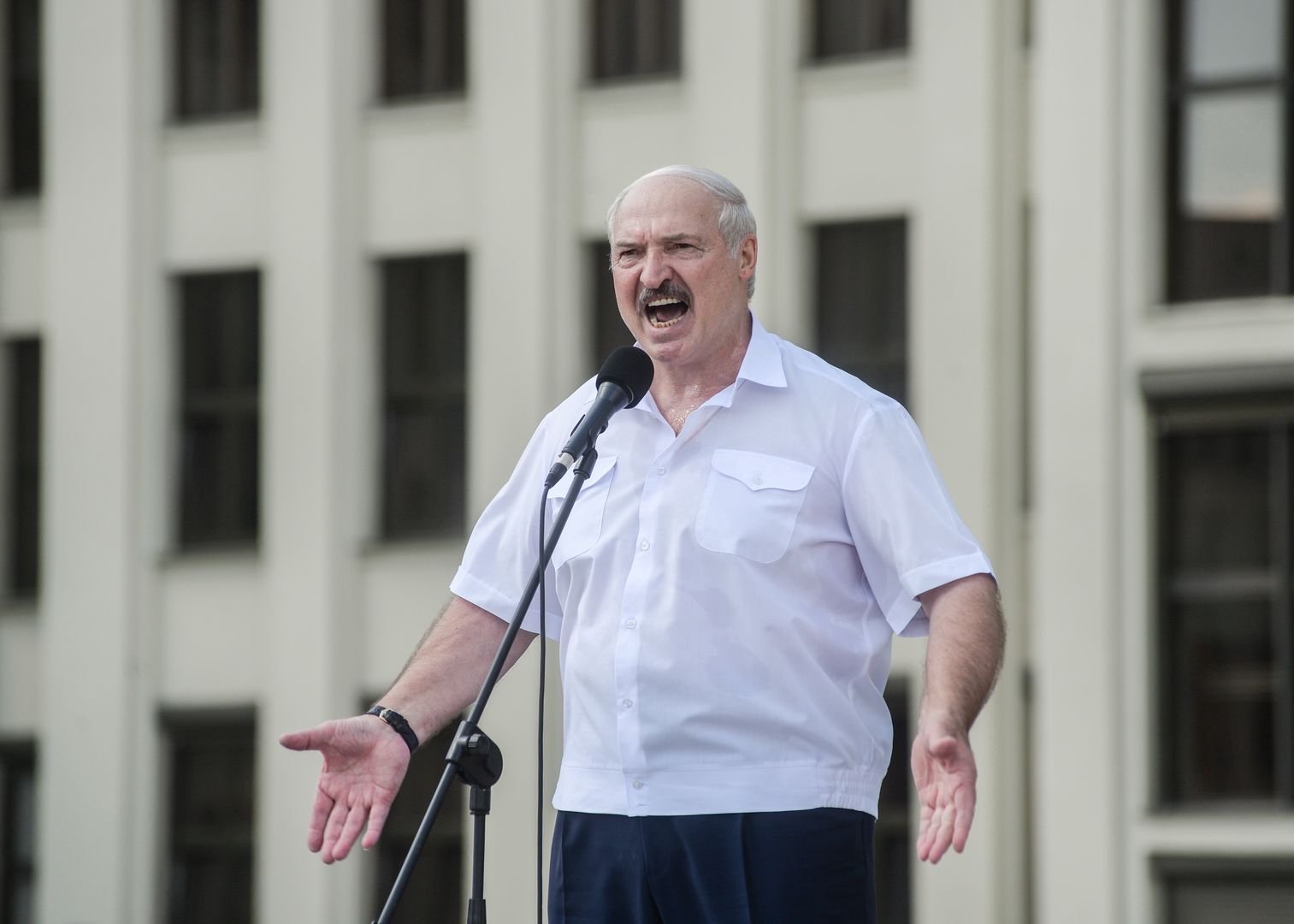 Białoruś. Łukaszenka rozmieścił armię na zachodniej granicy