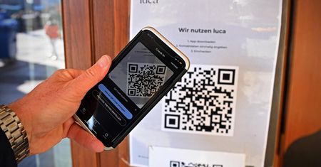 Policja namierzyła świadków zgonu. Wykorzystała aplikację do śledzenia COVID