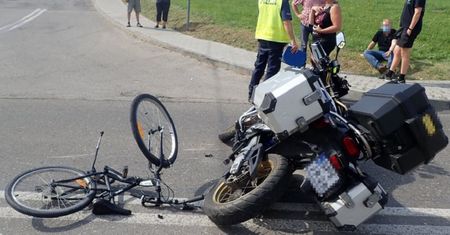 10-latek jechał rowerem. Dramat na drodze w Krzyżowicach