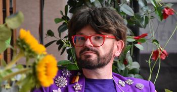 Wyjątkowe wyróżnienie dla śremianina! Jakub Tylman dołączył do grona Dam i Kawalerów Orderu Uśmiechu