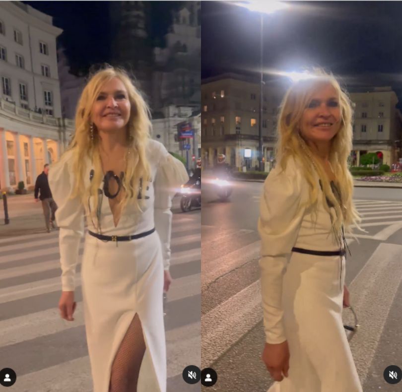 Monika Olejnik pozuje na przejściu dla pieszych