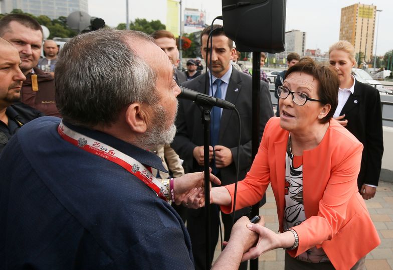 29.06.2015, Katowice. Ewa Kopacz po spotkaniu z przedstawicielami</br> Central Związków Górniczych