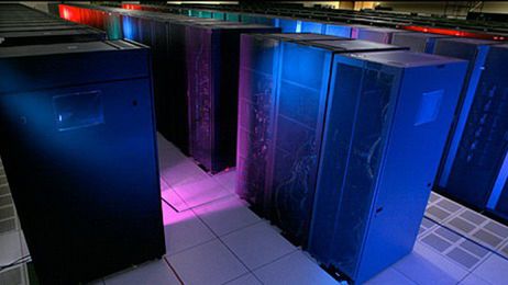 Najszybszy komputer na świecie odkrywa niezbadane obszary wszechświata 1