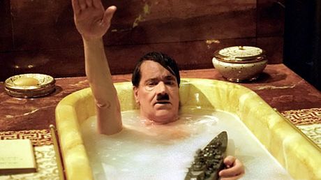 Apple sprzedaje 9-latkom książkę Hitlera 1