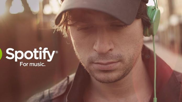 W skrócie: drogi "tani iPhone"; Spotify na Androida odświeżone; kreatywna reklama Lumii 925 1