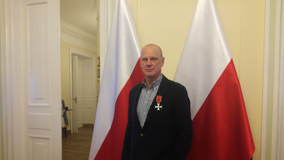 Karol Jabłoński z Krzyżem Oficerskim Orderu Odrodzenia Polski