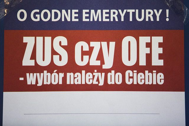 Okno transferowe w ZUS. 25 tys. osób chce wrócić do OFE