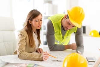 Finansowanie w branży budowlanej - jak przetrwać zatory płatnicze?