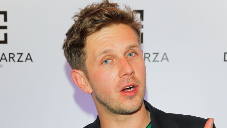 Premiera komedii romantycznej, w której gra Antek Królikowski, została przesunięta 