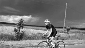 Przejadą z Warszawy do Chodzieży. Uczczą tragicznie zmarłą kolarkę