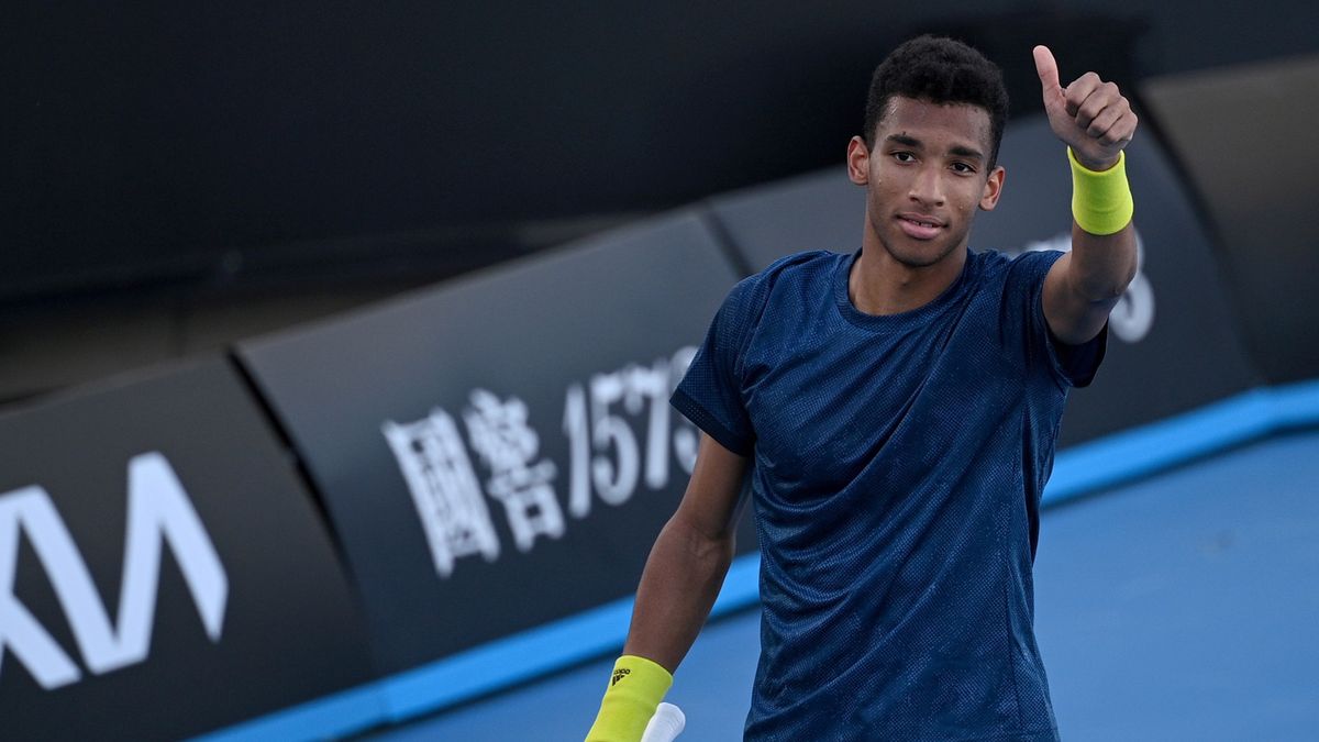 Zdjęcie okładkowe artykułu: PAP/EPA / DEAN LEWINS / Na zdjęciu: Felix Auger-Aliassime