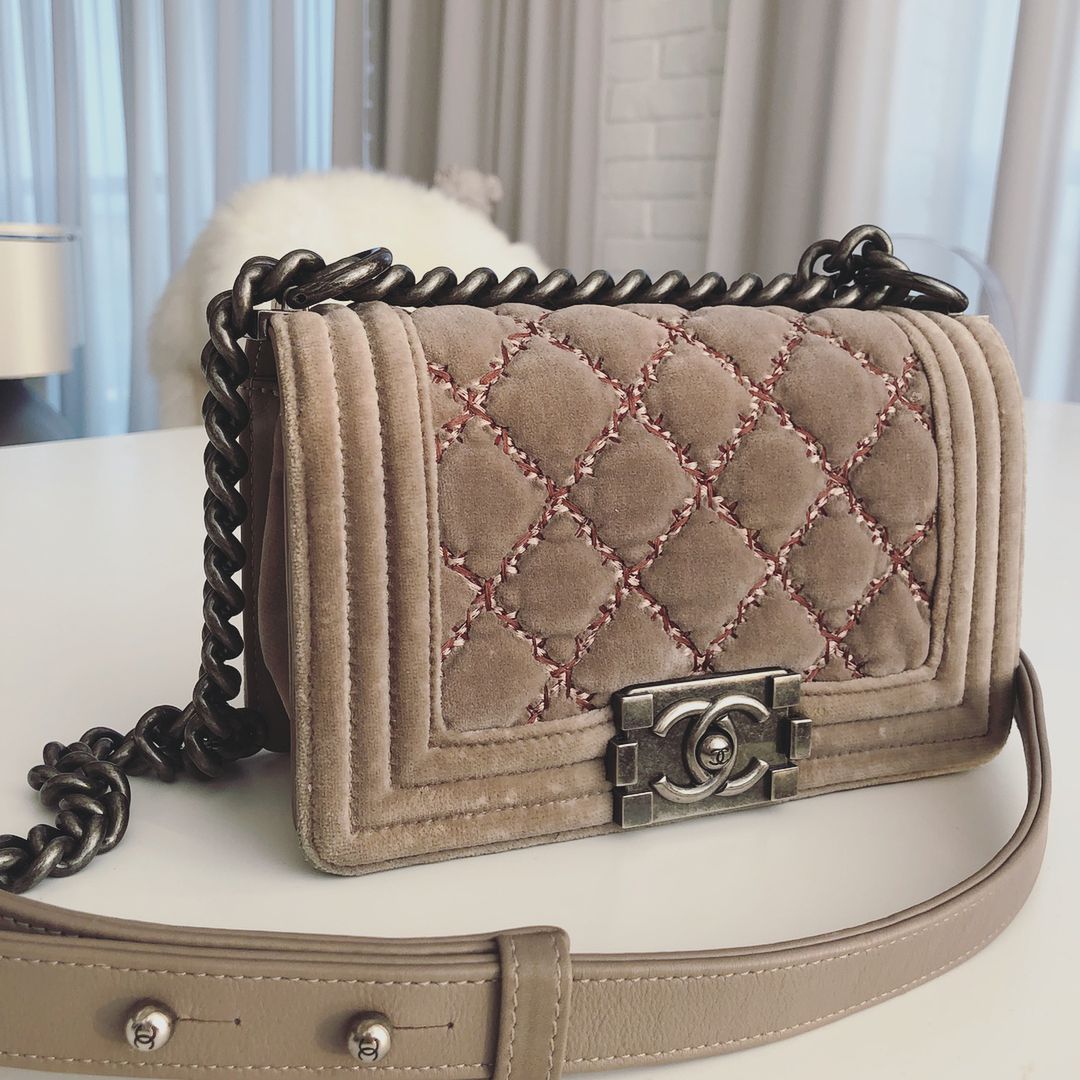 Chanel - 12 000 złotych