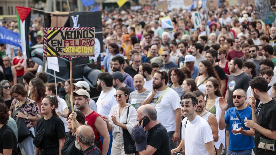Protest w Barcelonie przez masową turystykę