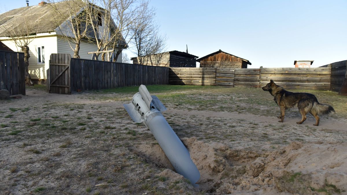 Rosyjski pocisk w okolicach Kijowa. Pentagon mówi o problemach Rosji z uzupełnianiem amunicji 