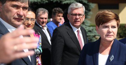 Rząd zlekceważył rejestr. Wśród spóżnialskich premier Szydło