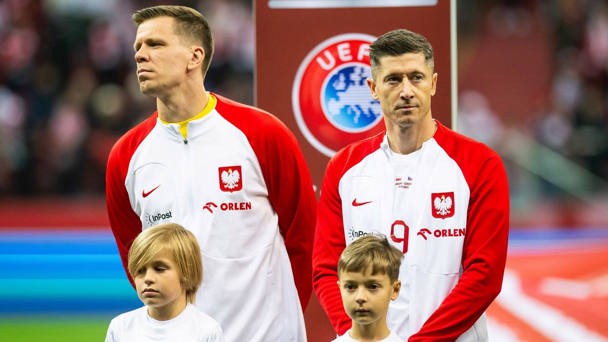 Getty Images / Mateusz Slodkowski / Na zdjęciu: Wojciech Szczęsny i Robert Lewandowski