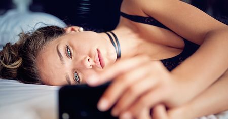 Seksuolog ostrzega przed kink shamingiem. Ofiarą eksperymentujący