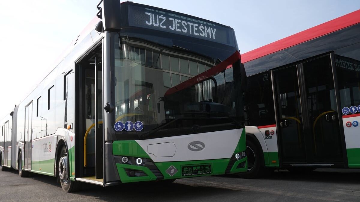 Hybrydowy przegubowy Solaris w barwach MPK Lublin
