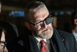 Problemy Brauna. Nie będą mogli zebrać 1,5 proc.