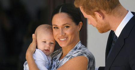 Do sieci trafiło zdjęcie syna księcia Harry'ego i Meghan Markle. Archie rośnie jak na drożdżach! (FOTO)