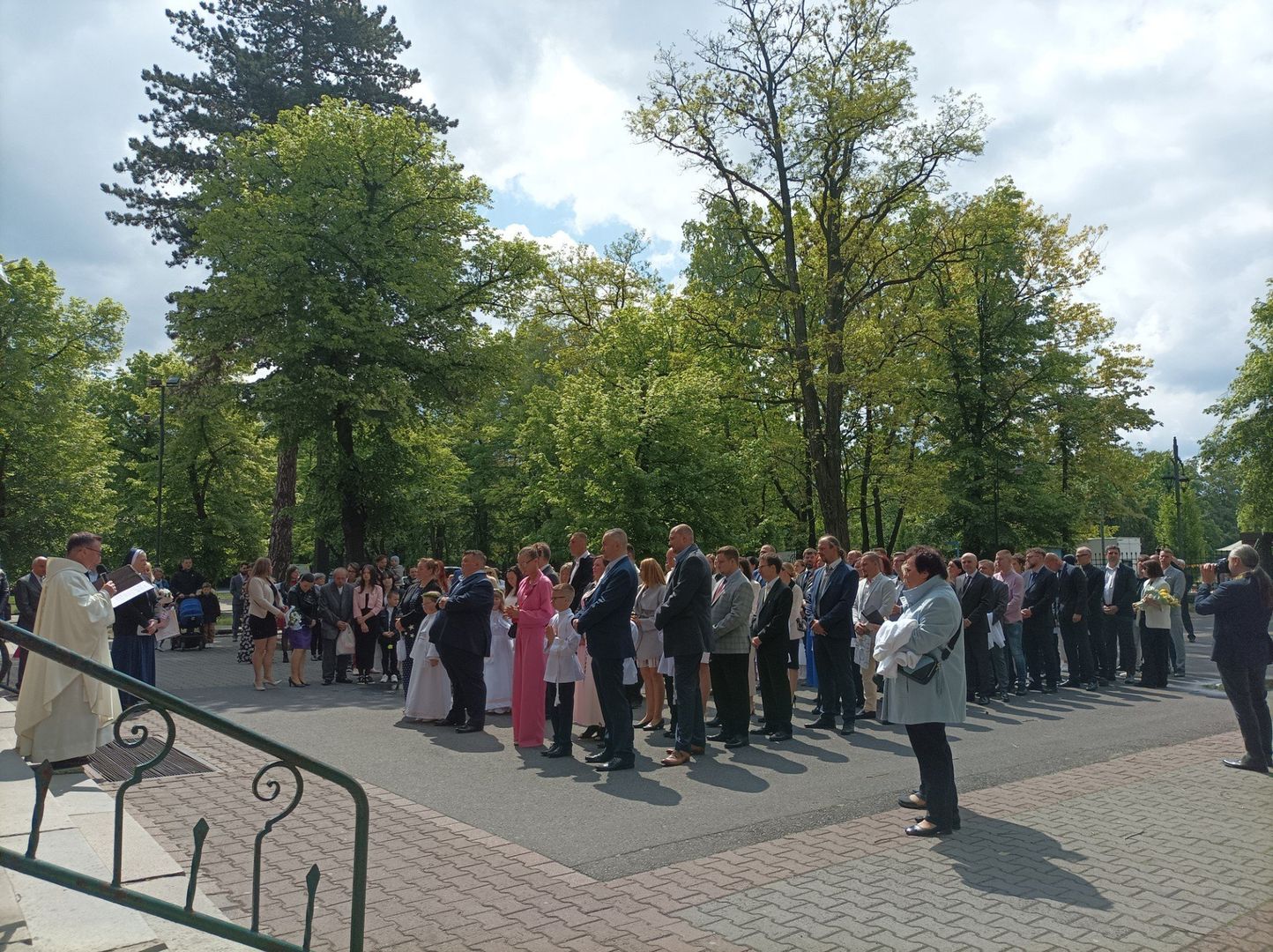 Uroczystość I Komunii Św. w parafii pw. św. Ludwika Króla i Wniebowzięcia NMP w Katowicach, 11.05.2025.