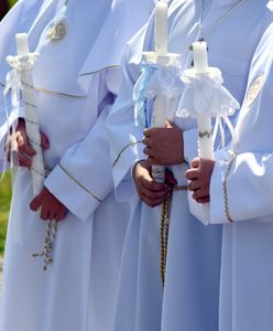 Ponad 7 tys. zł za komunię? Rodzice ujawnili kosmiczne koszty